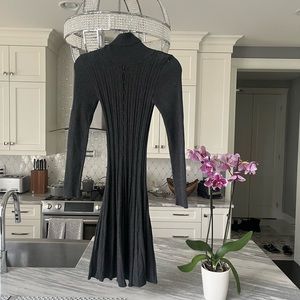 MAX STUDIO grey knit turtleneck dress size extra small cute! And warm classy too
